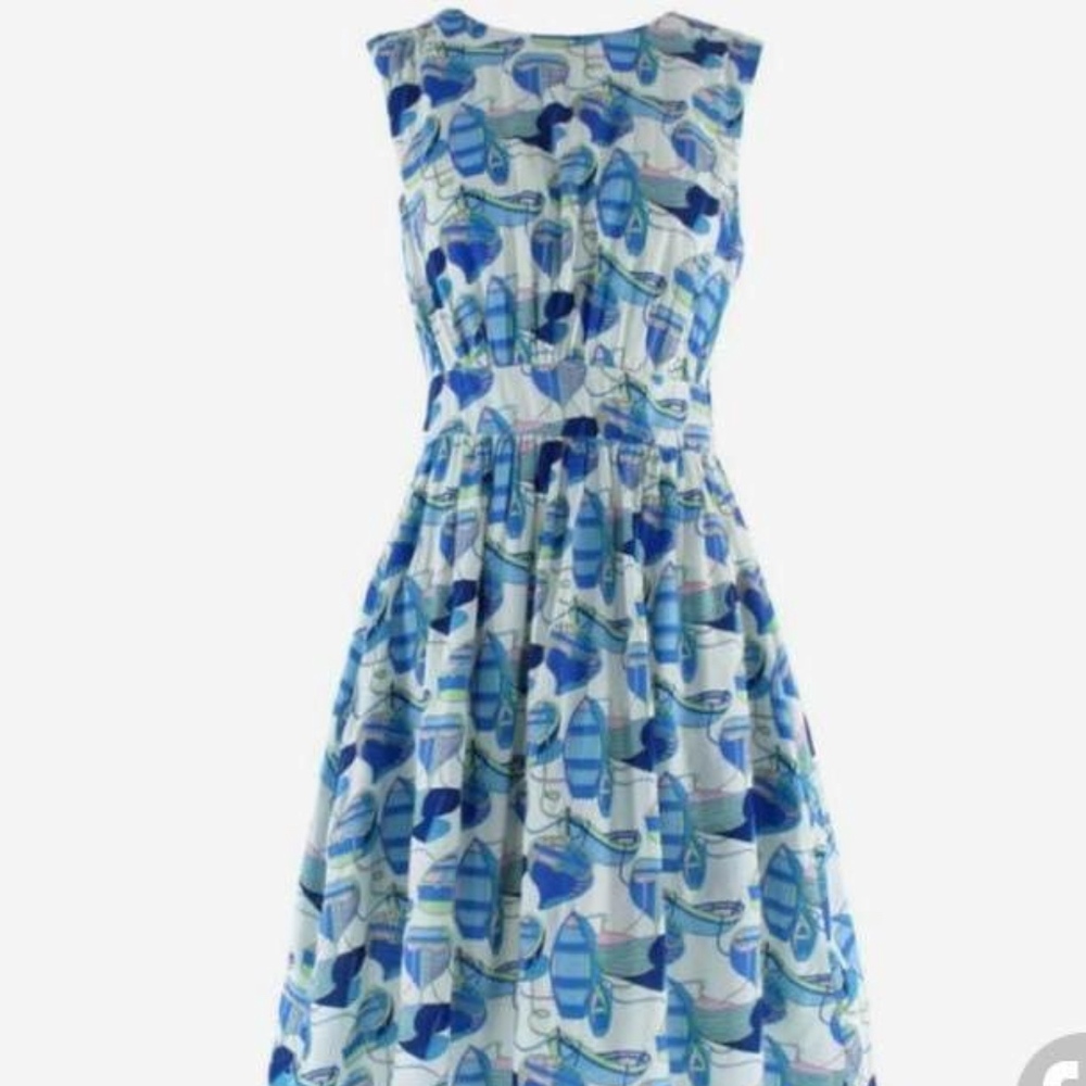 Emily and Fin Lucy Boats XL